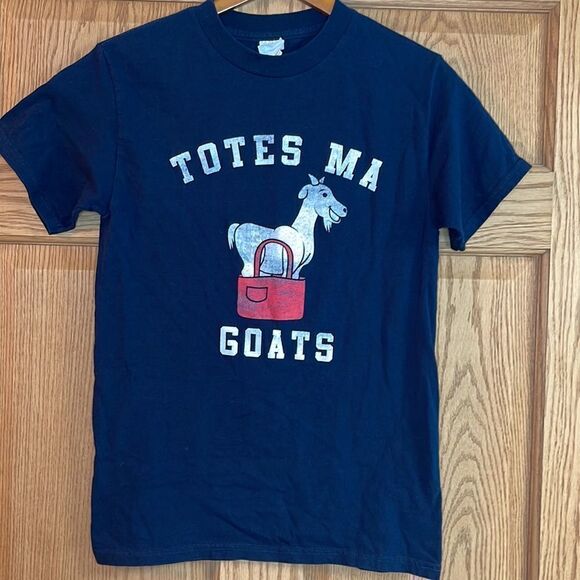 Totes Ma Goats Graphic Tee - Picture 4 of 7